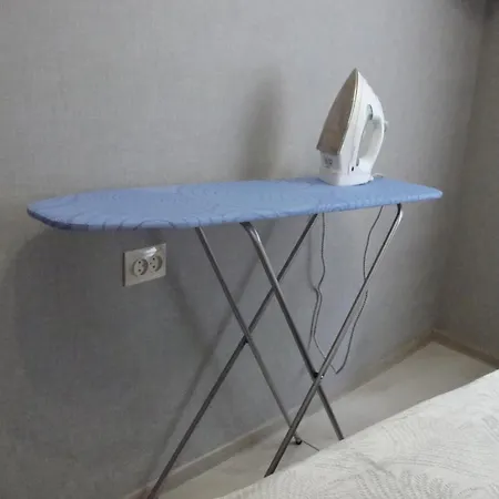 Апартаменти Near Rynok Square On Serbska Street *