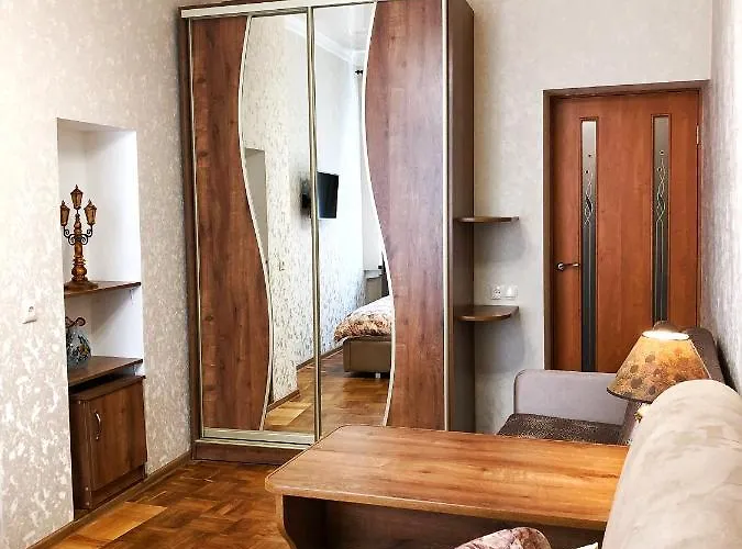 Apartamento Near Rynok Square On Serbska Street Leópolis