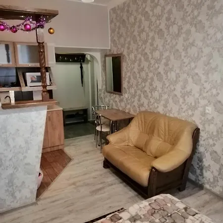 Apartments Near Rynok Square On Staroyevreyska And Fedorova Streets * Lviv