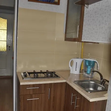 Apartments Near Rynok Square On Serbska Street *