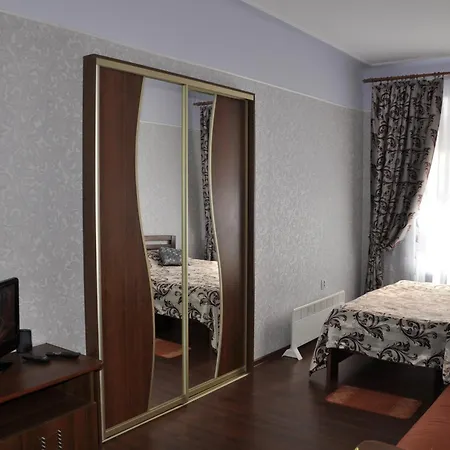 Apartment Apartments Near Rynok Square On Staroyevreyska And Fedorova Streets