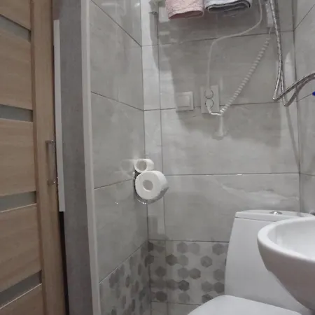 Apartment Near Rynok Square On Staroevreyska Street 리비프